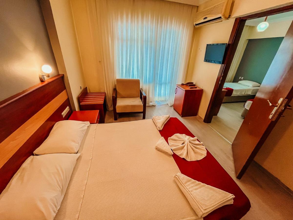 Hotel First Class ดีดิม ภายนอก รูปภาพ