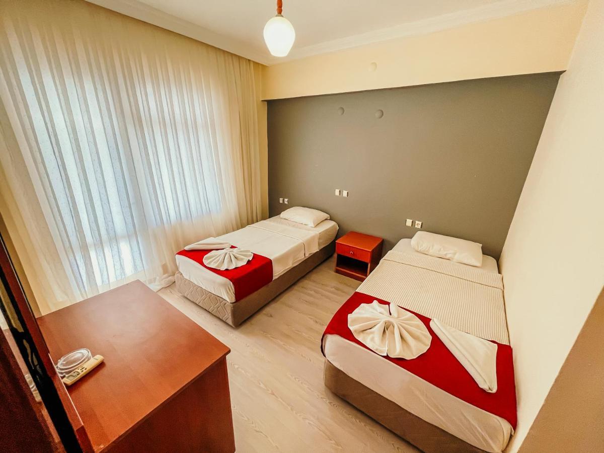 Hotel First Class ดีดิม ภายนอก รูปภาพ