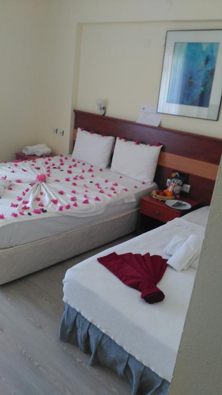 Hotel First Class ดีดิม ภายนอก รูปภาพ